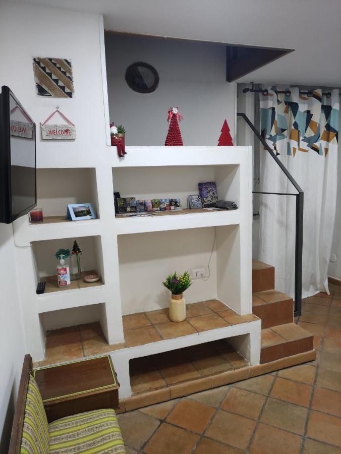 Tribunali Street House Apartment เนเปิลส์ ภายนอก รูปภาพ